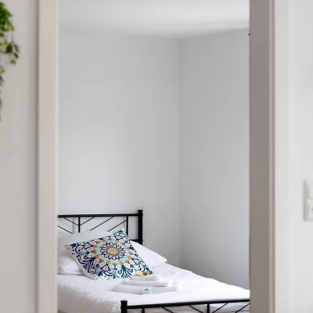 Apartment M B Homes Schlatt 1 *