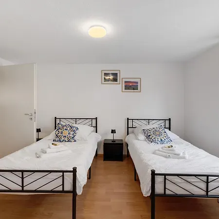 M B Homes Schlatt 1 Apartment Hechingen